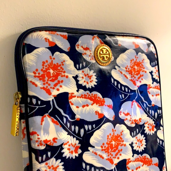 Tory Burch Floral Print iPad Case - Picture 6 of 12